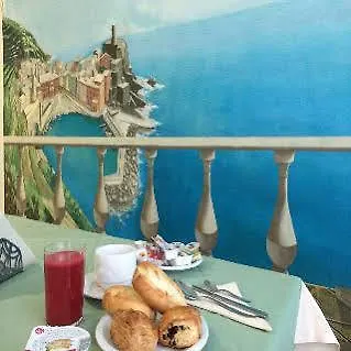 Casa Per Ferie Il Gabbiano Hotel *